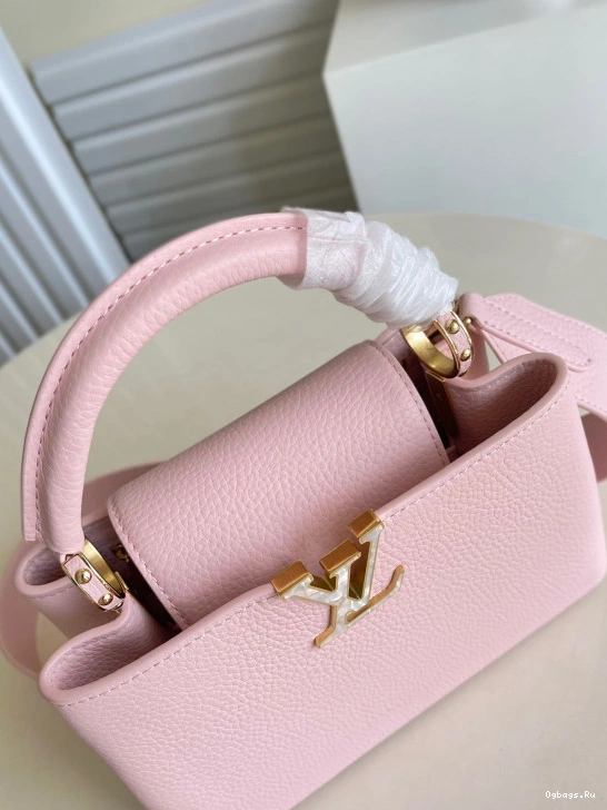 LOUIS VUITTON CAPUCINES BB 0523